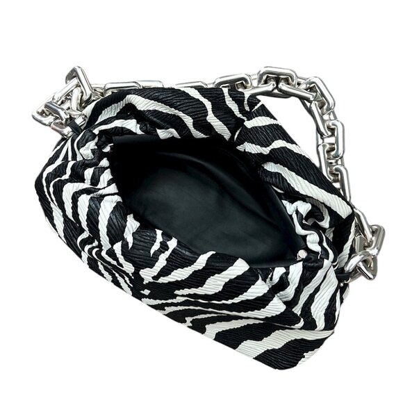 Bottega Veneta The Zebra Print Chain Pouch - Picture 2 of 14
